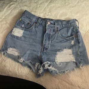 501 Levi’s Shorts